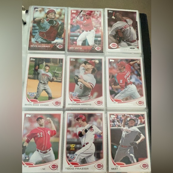 Cincinnati Reds Baseball Cards - Picture 2 of 3